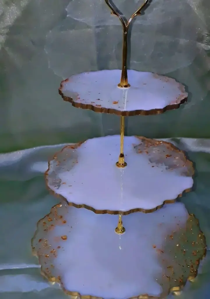 Premium cake-cup cake tray.